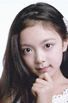 曾洋洋个人资料,才华横溢的年轻艺术家,多才多艺的人生轨迹