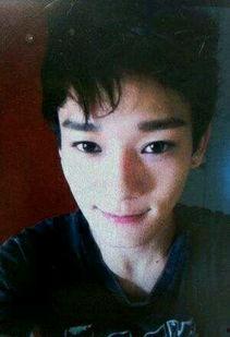 chen小时候的照片,Chen的珍贵回忆瞬间